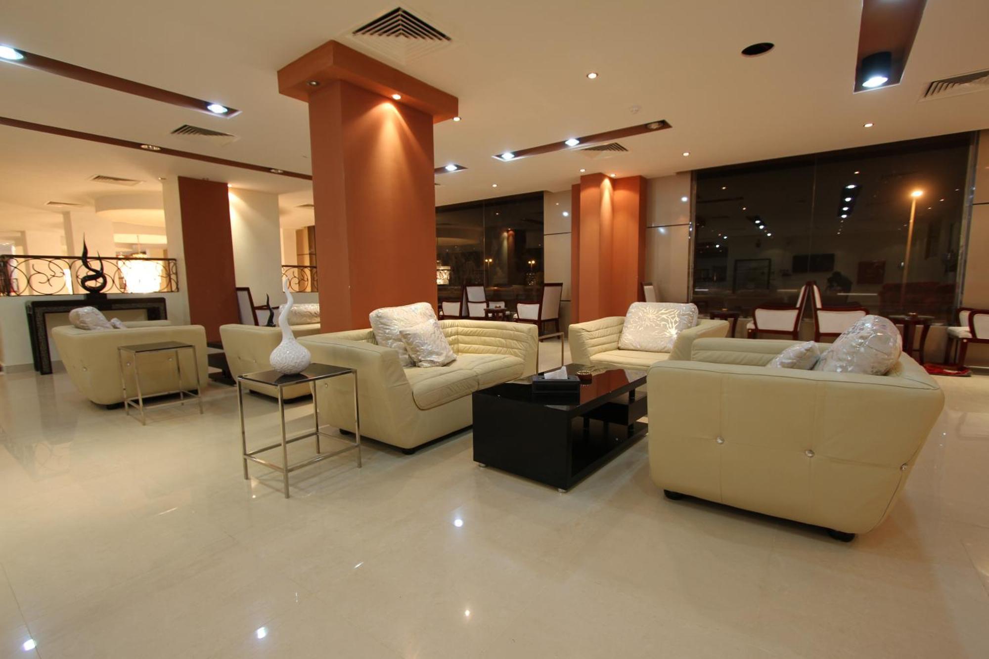 Raoum Inn Hail Exterior foto