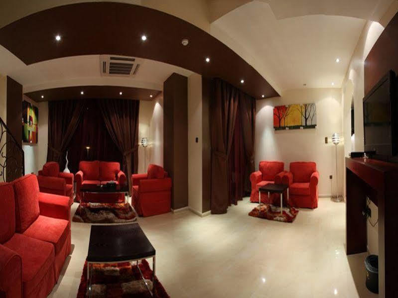 Raoum Inn Hail Exterior foto